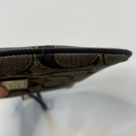 Coach Coin Wristlet - Picture 6 of 8